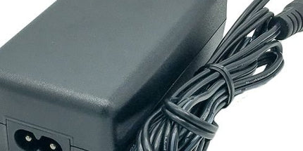 PPL36W – Tischnetzteil C8 mit 36 Watt